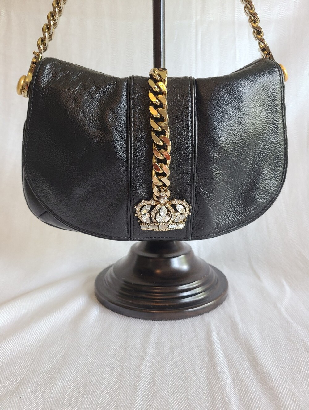 Wilsons Leather Maxima Black Leather Bag with Gold Chain and Crown Accent - Picture 2 of 8